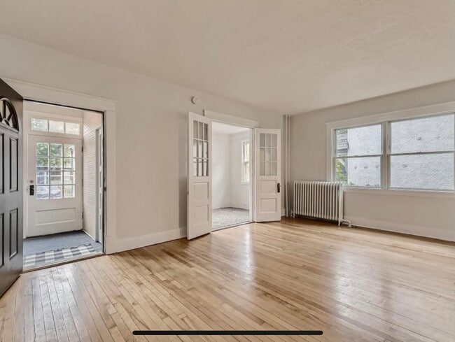 Building Photo - 3312 Hennepin Ave