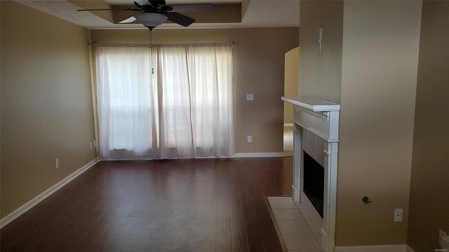 Building Photo - 8755 Ridgestone Ct