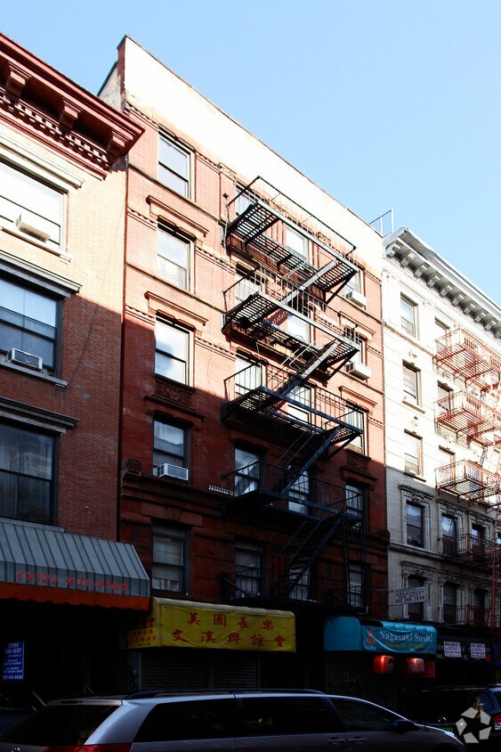 Primary Photo - 109 Eldridge St