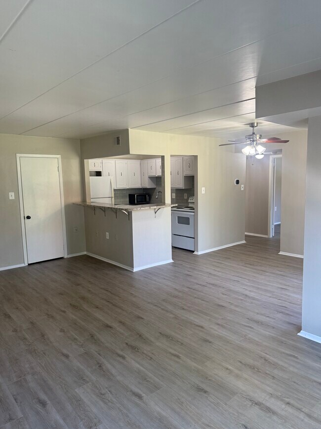 Foto del edificio - 125S Clubhouse Drive
