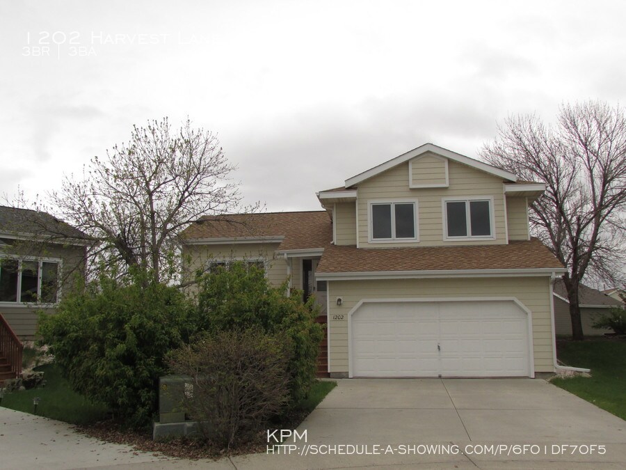 Primary Photo - 1202 Harvest Ln