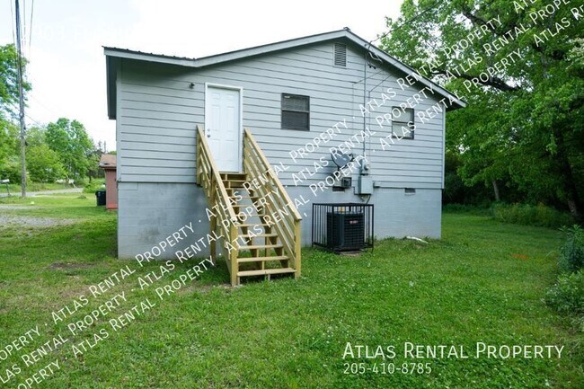 Building Photo - 2903 Florida Ave