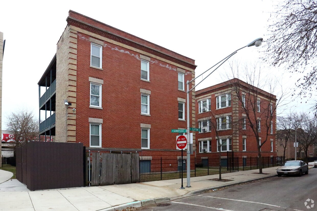 Foto principal - Uptown Preservation Apartments