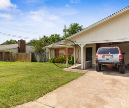 Building Photo - 1409 Paseo Del Oro