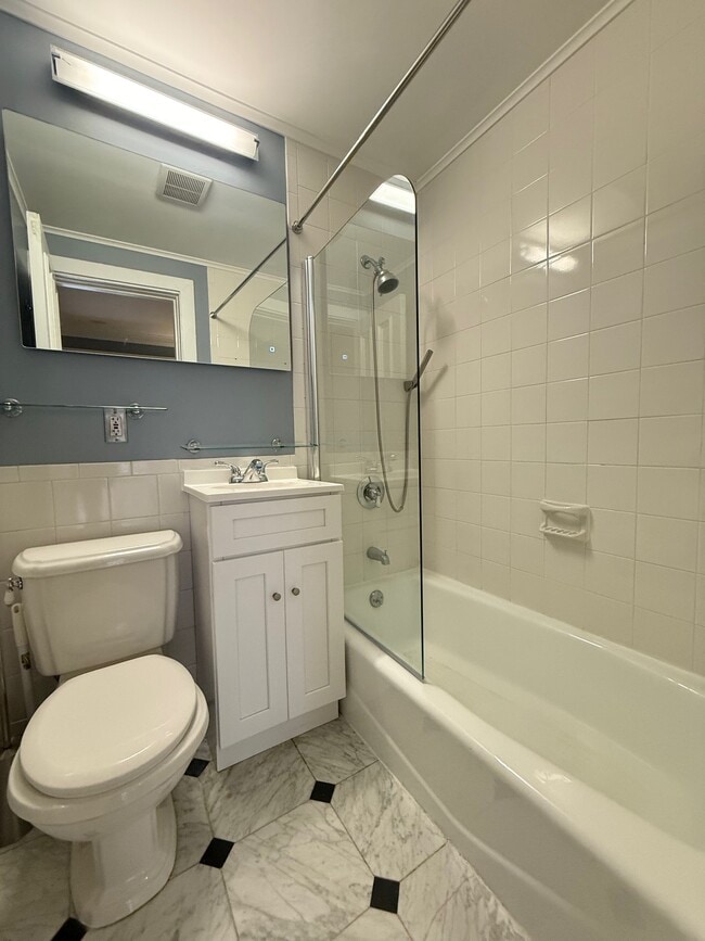 Foto del edificio - 119 Marlborough St