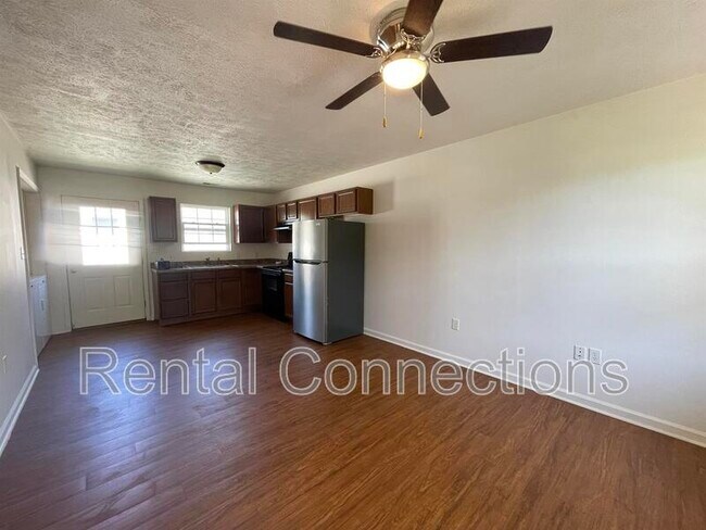 Foto del edificio - 2100 W Orchard St