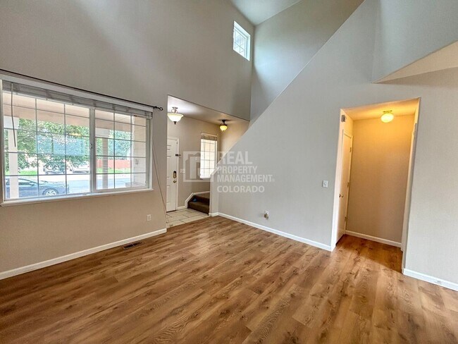 Foto del edificio - 4691 Canyon Wren Ln