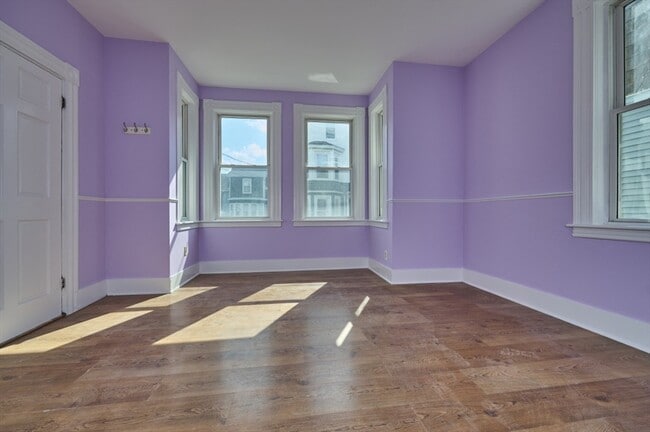 Building Photo - 19 Whittier St