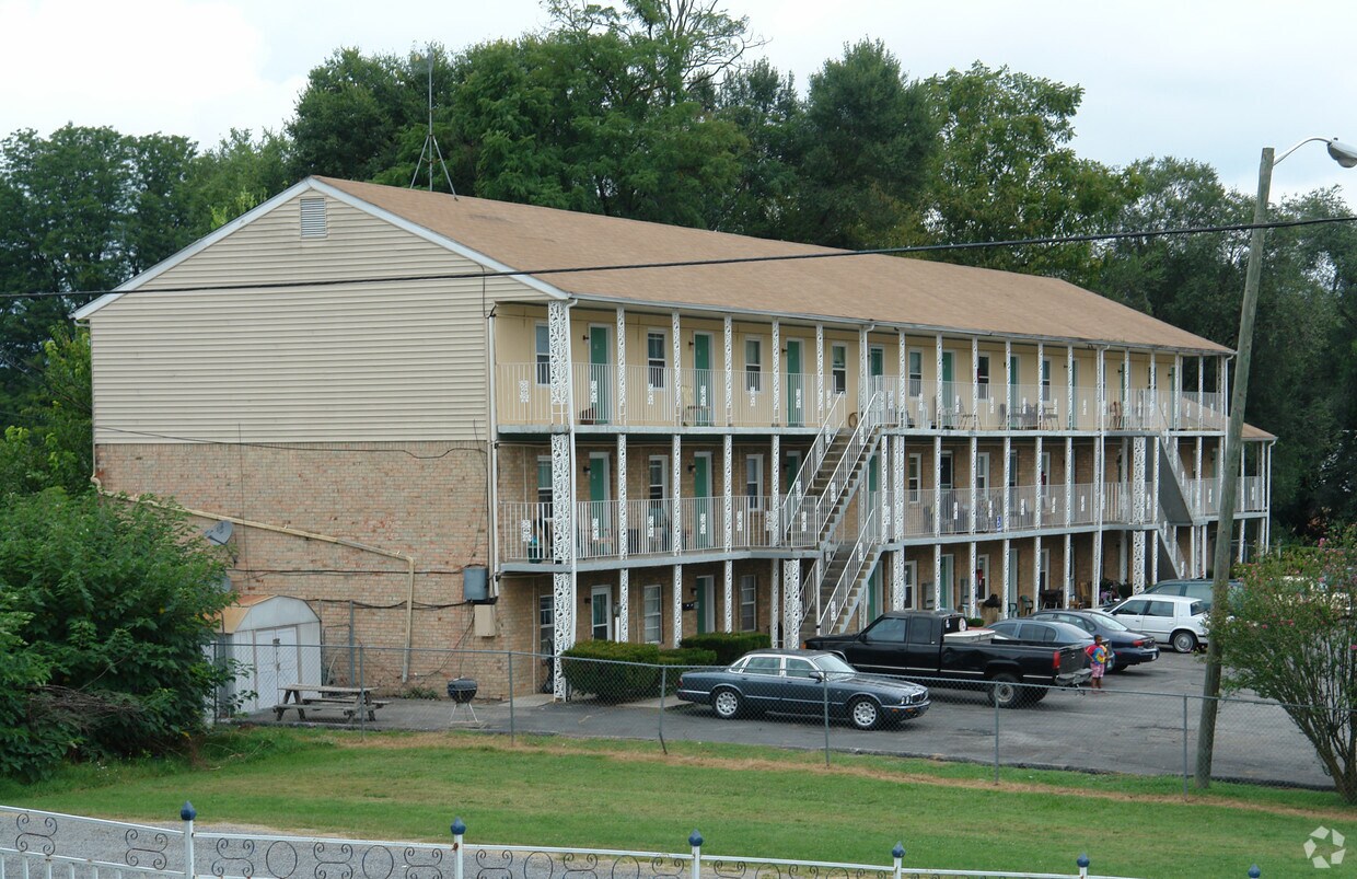 Foto del edificio - Liberty Pines