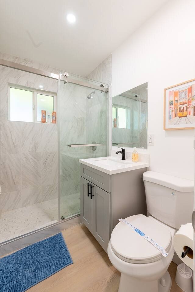 Foto del edificio - 8185 E 9th St