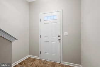 Building Photo - 303 Starry Way Dr