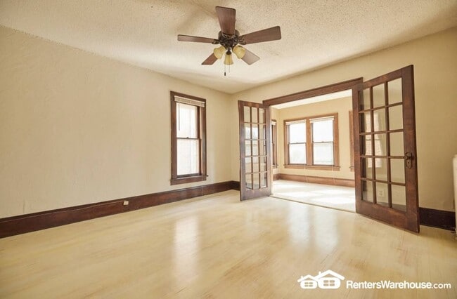 Building Photo - 3434 Girard Ave S
