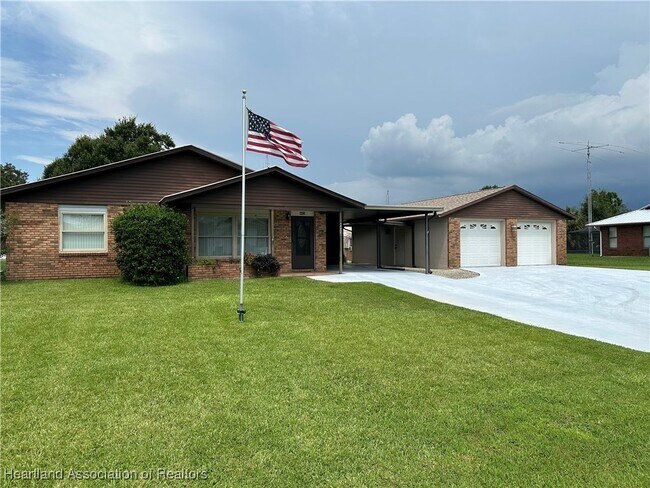 Building Photo - 4433 Sebring Ave