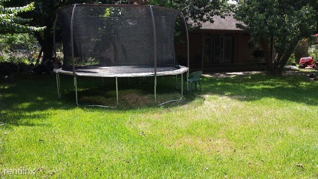 Foto del edificio - 3 br, 2 bath House - 16608 Bohemian Hall Rd