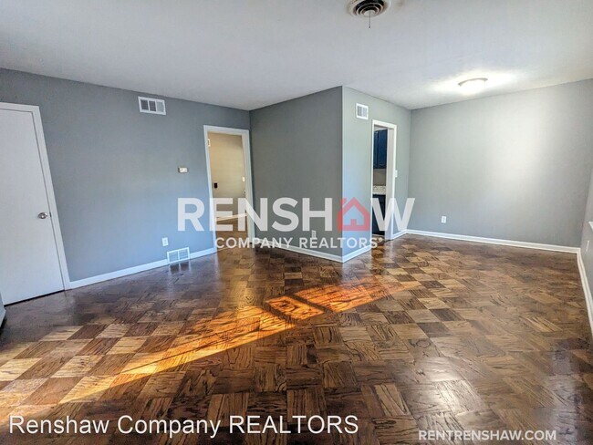 Foto del edificio - 3 br, 1 bath House - 5423 Bannock St