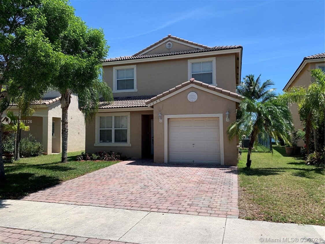 1537 SE 20th Rd Homestead, FL 33035 Alquileres en Homestead, FL