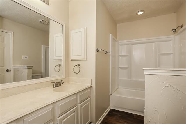 Foto del edificio - 440 Derby Ln