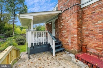 Building Photo - 2226 Westwood Pl