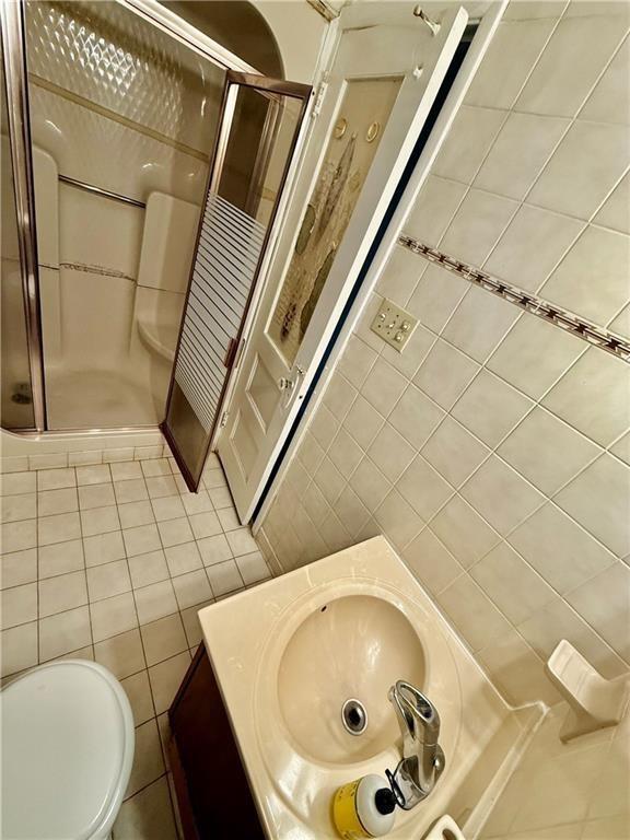 Building Photo - 353 87th St