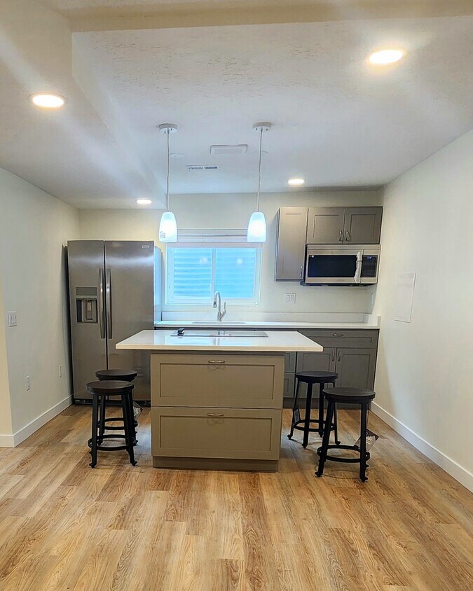 Cocina - 8746 S 1440 W