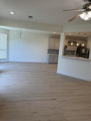 Building Photo - 1441 Kleber Dr