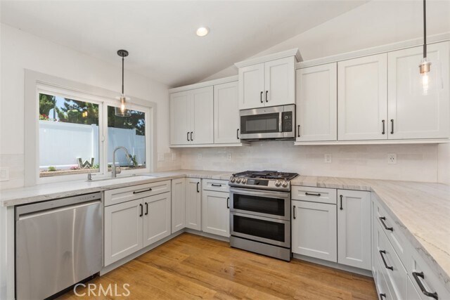 Building Photo - 25521 Oak Leaf Rd