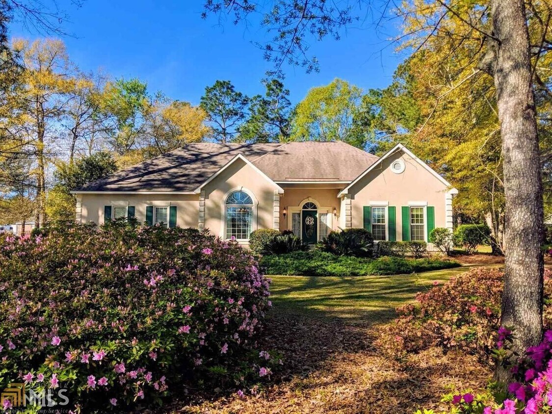 Primary Photo - 1030 Hunters Pointe Dr