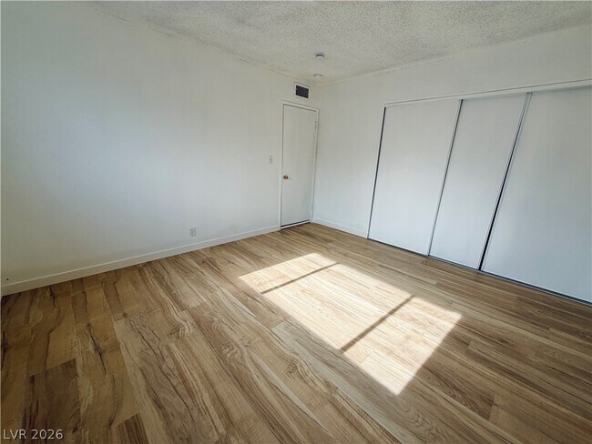 Foto del edificio - 537 Kolson Cir