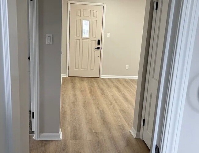 Foto del edificio - 404 W Cunningham St