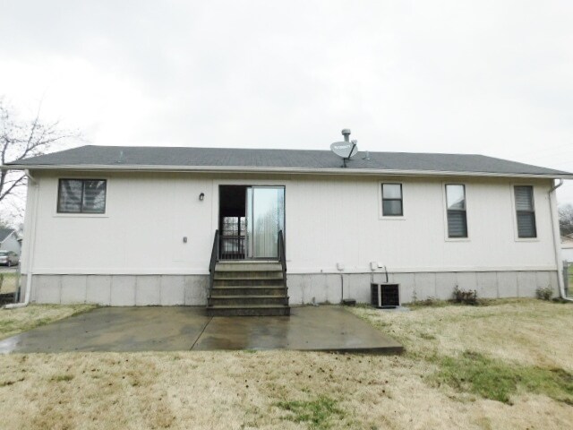 Foto del edificio - 1310 Aspen Woods Dr