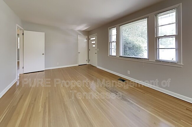 Building Photo - 581 Watsonwood Dr