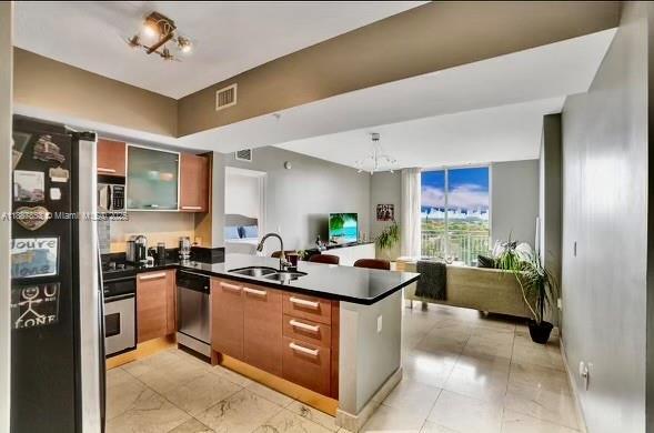 Foto principal - 2030 Douglas Rd