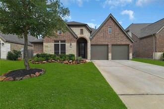 Building Photo - 23411 Reynolds Pond Dr