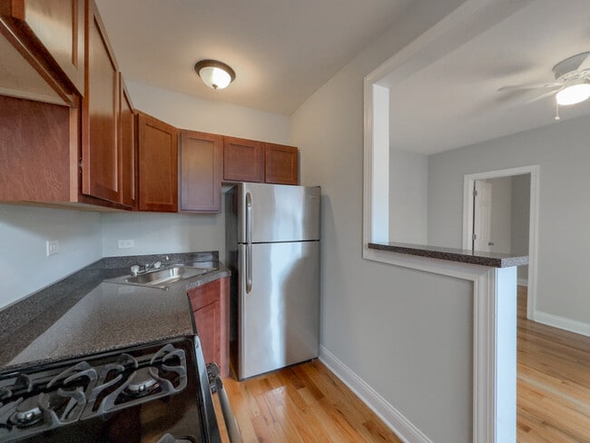 Foto del edificio - 516 W Melrose St