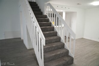 Building Photo - 8803 Vinkins Rd