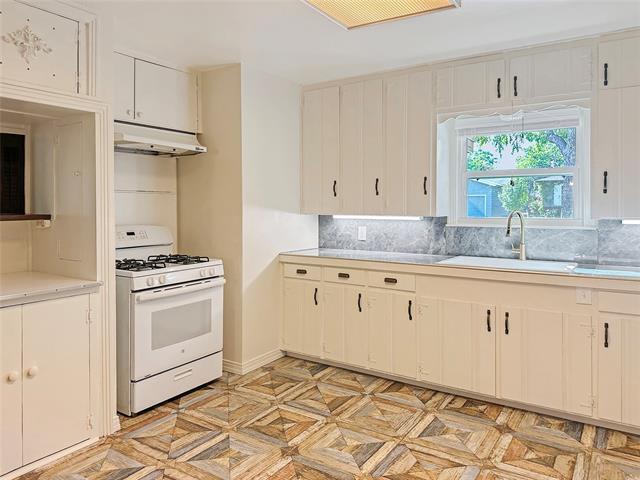 Foto del edificio - 6713 Norma St