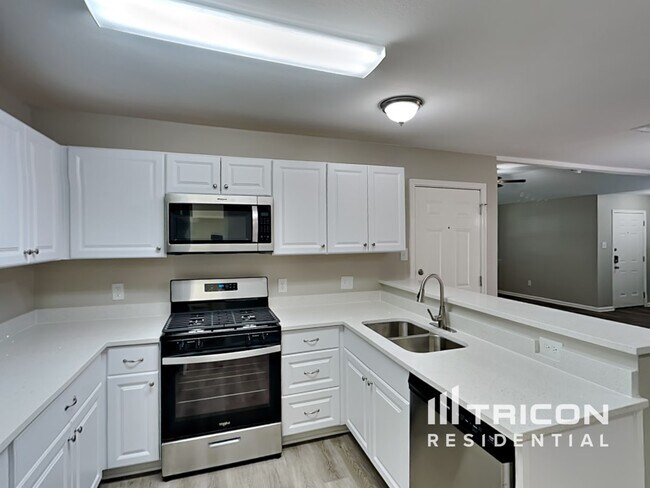 Building Photo - 2746 Spring Dusk Dr