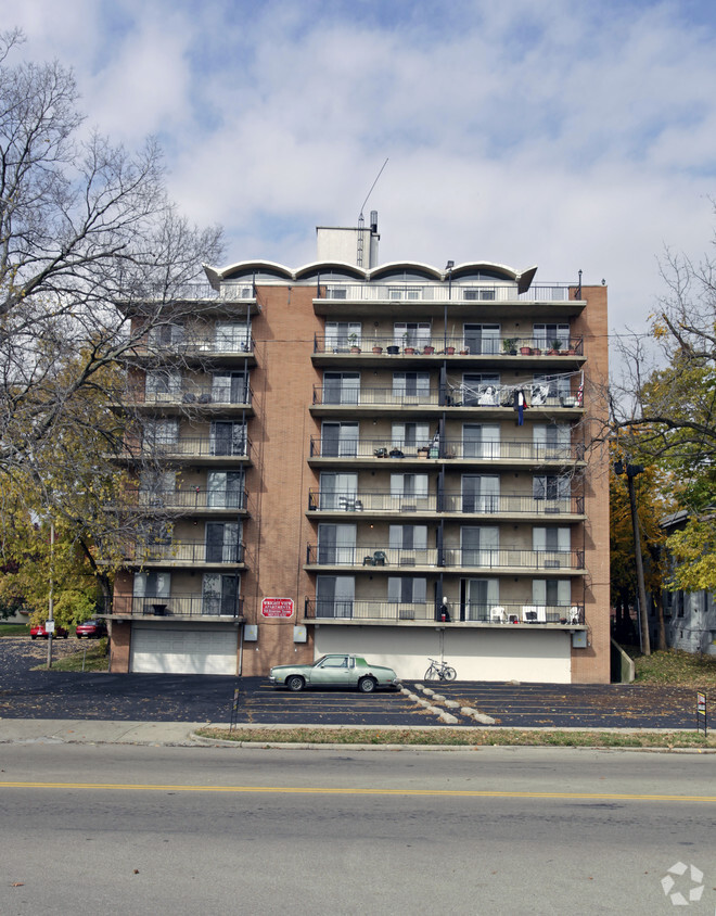 Building Photo - Wright View Apartments