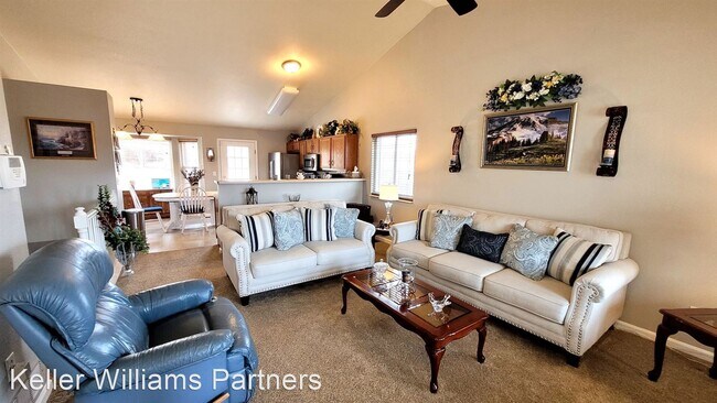 Foto del edificio - 4 br, 2 bath House - 7242 Coral Ridge Dr