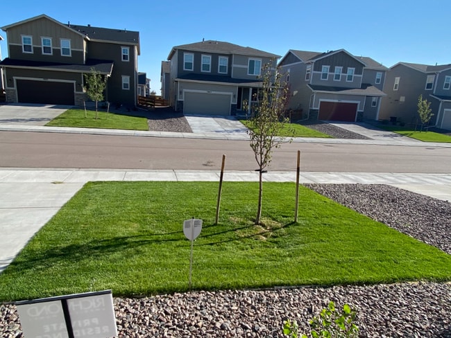 Building Photo - 7076 Preble Dr