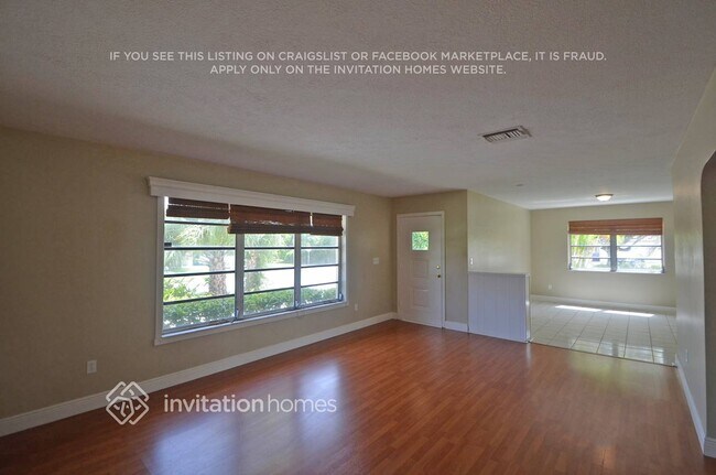 Foto del edificio - 9000 SW 164th St