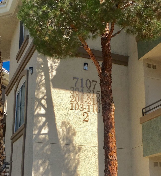 Foto del edificio - 7107 S Durango Dr