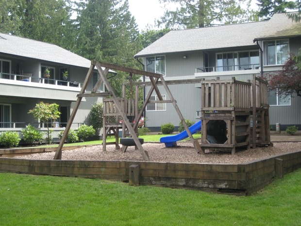 Play Area - Lynnwood Garden Village