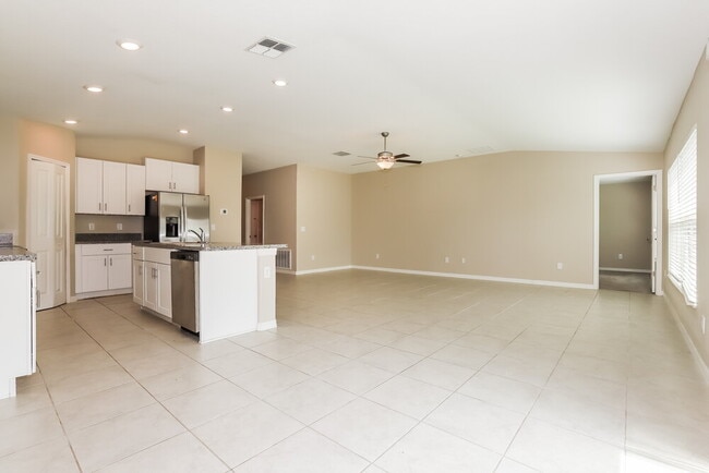 Building Photo - 1434 Flower Dust Dr