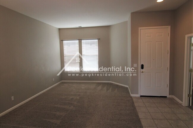 Foto del edificio - Beautiful  Roseville 3bd/2ba Home with Bon...