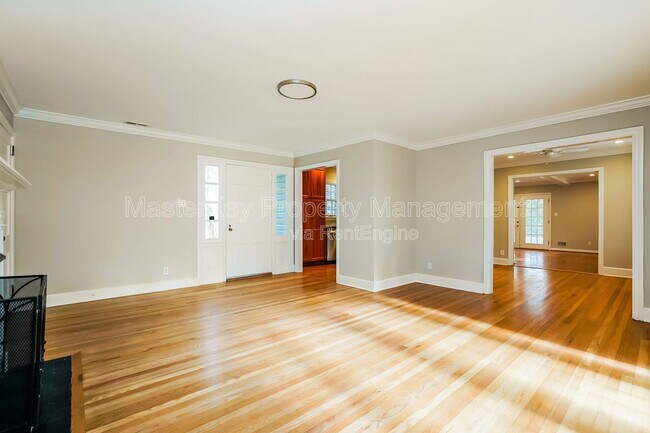 Foto del edificio - 3401 White Oak Rd