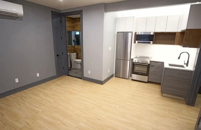 Foto del edificio - 314 Sumpter St