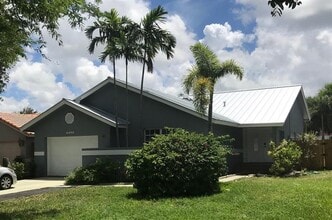 Building Photo - 6490 SW 13th St