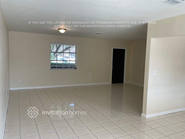Building Photo - 15755 SW 105th Ct