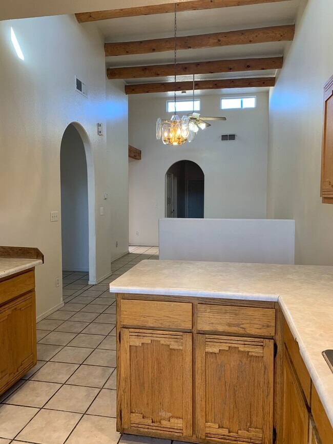 Building Photo - Southwest Abq. House for rent